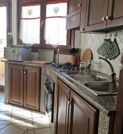 La Dolce Casa Di Emi Appartement *